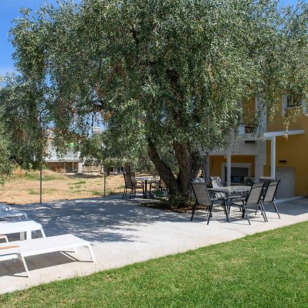 Louloudis Apartments Complex Limenas  Bagian luar foto